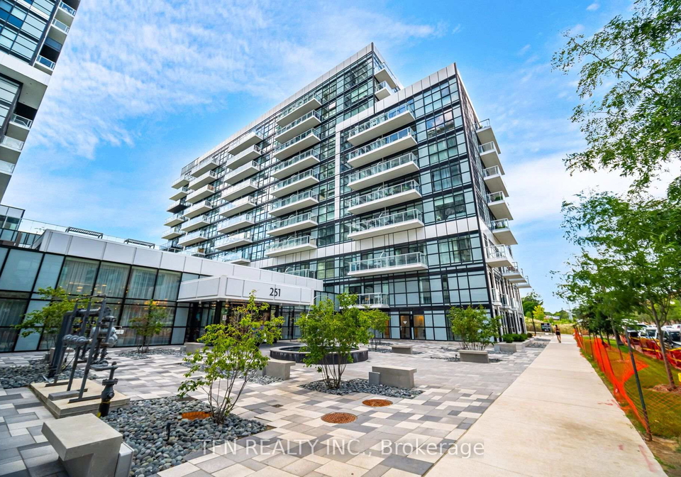 251-manitoba-st-street-toronto-etobicoke-ontario-w13702134