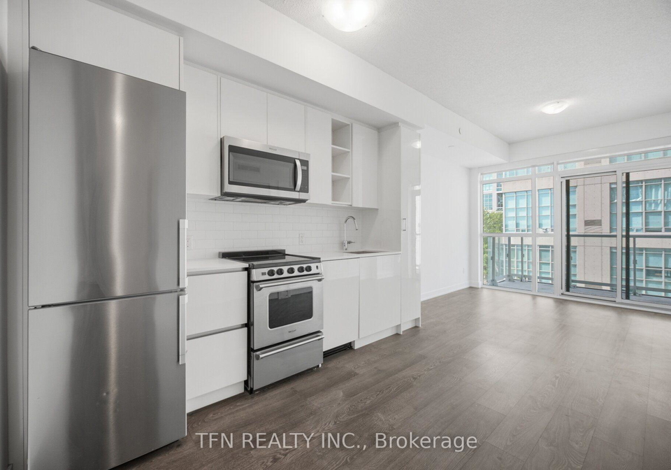 251-manitoba-st-street-toronto-etobicoke-ontario-w13702134