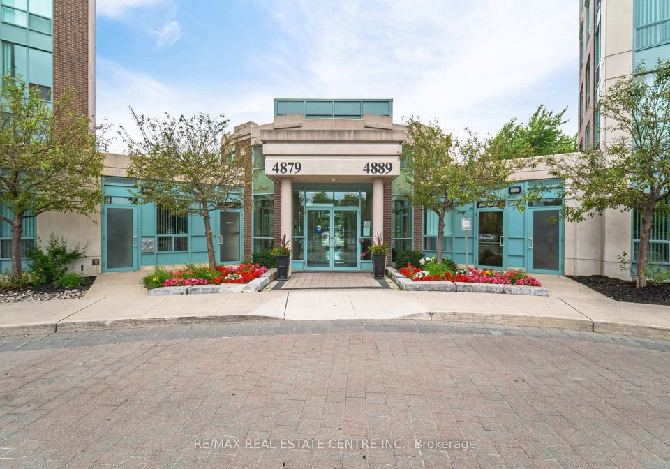 4879-kimbermount-avenue-mississauga-ontario-w13702184