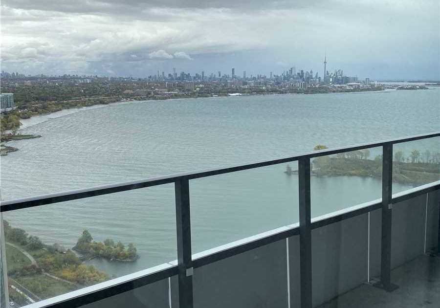 20-shore-breeze-drive-toronto-etobicoke-ontario-w13702270
