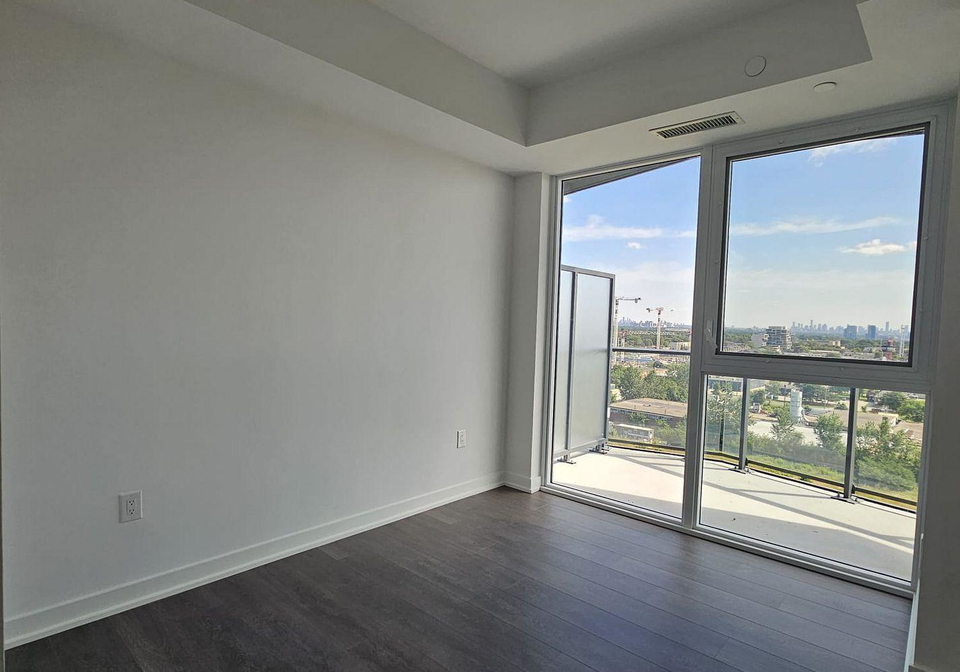 36-zorra-street-toronto-etobicoke-ontario-w13702356