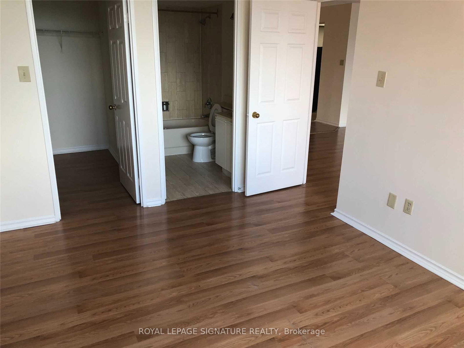 265-enfield-place-mississauga-ontario-w13702366