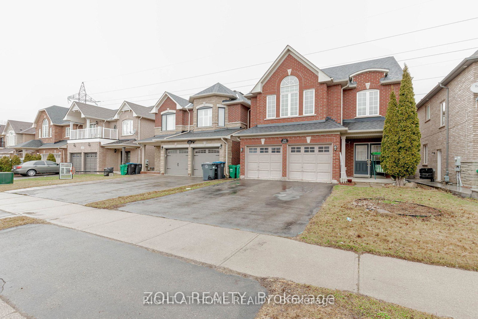 30-tatra-crescent-brampton-ontario-w13702744