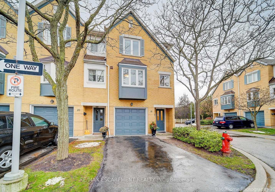 2300-brays-lane-oakville-ontario-w13702858