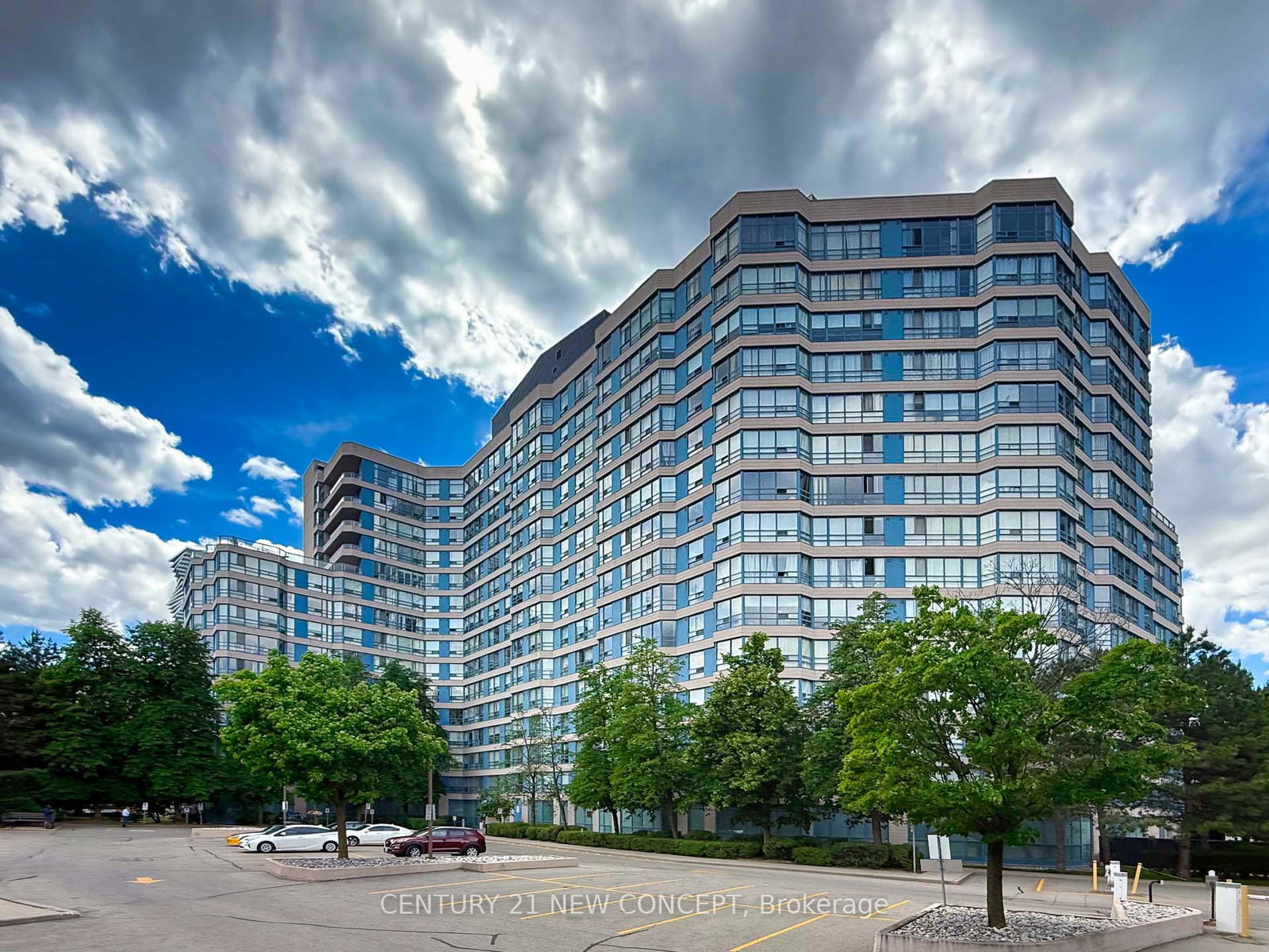 250-webb-drive-mississauga-ontario-w13703126