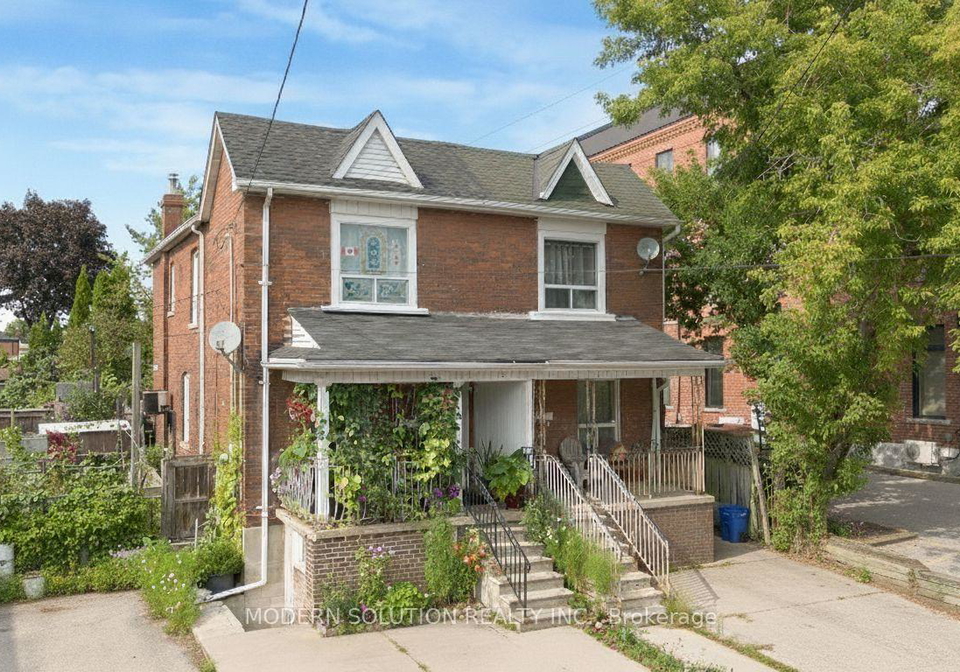 2-rockwell-avenue-toronto-toronto-ontario-w13703256