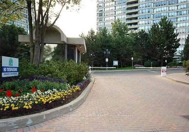 24-hanover-road-brampton-ontario-w13703266