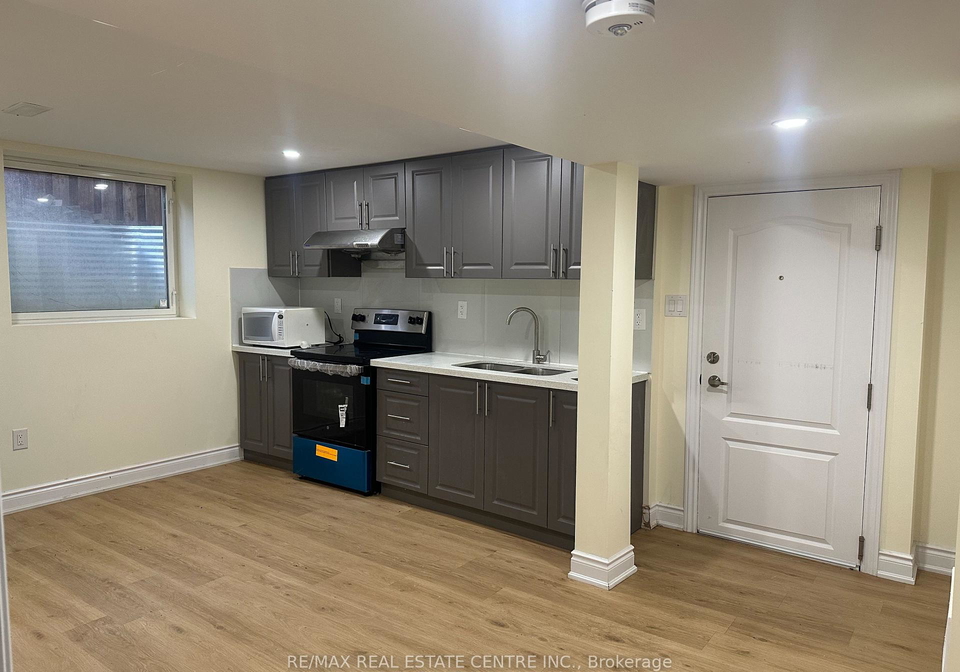 31-haslemere-avenue-brampton-ontario-w13703540