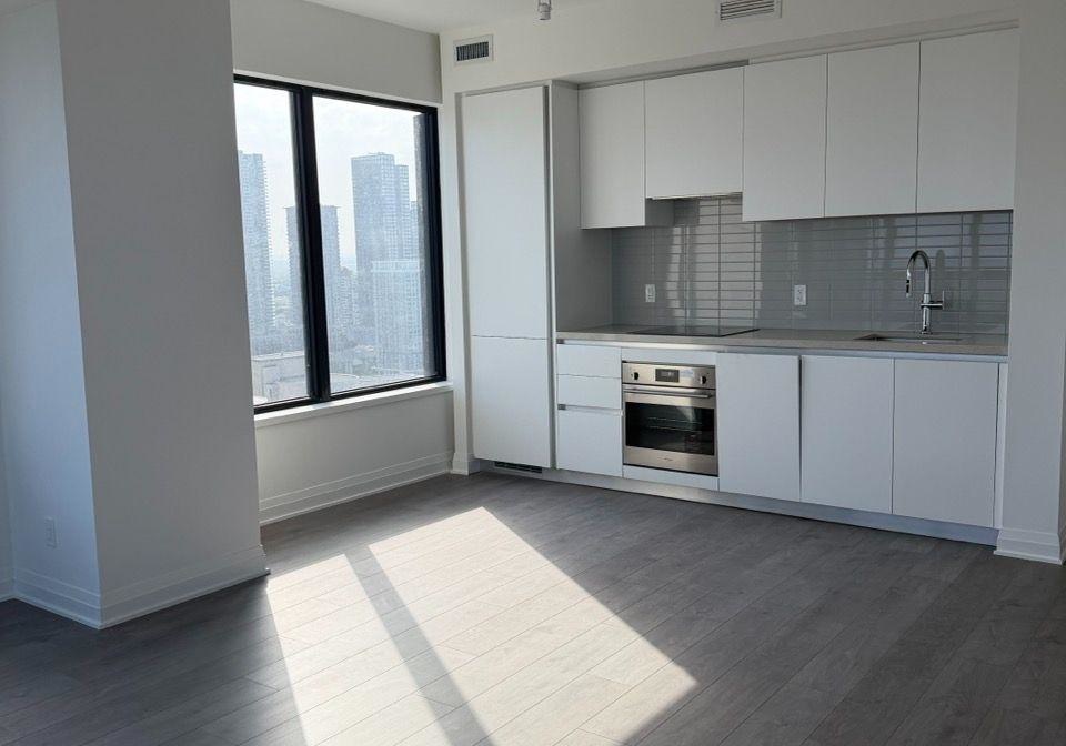 4015-the-exchange-drive-mississauga-ontario-w13703546