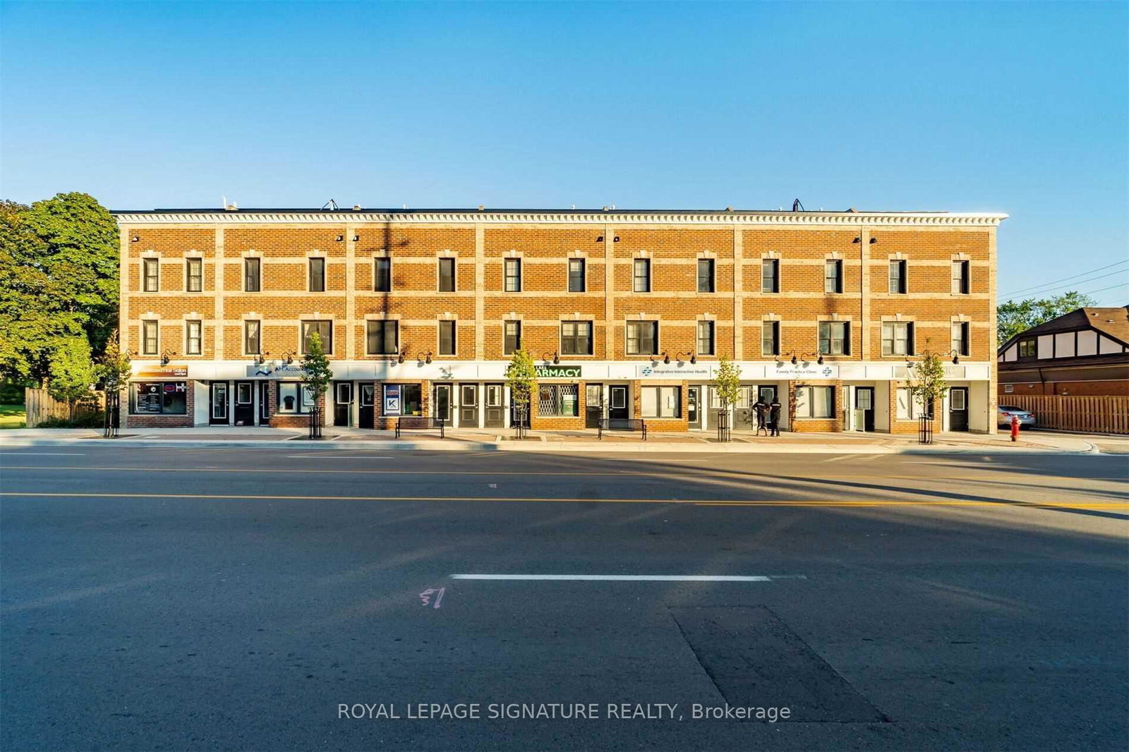760-lakeshore-road-e-mississauga-ontario-w13703778