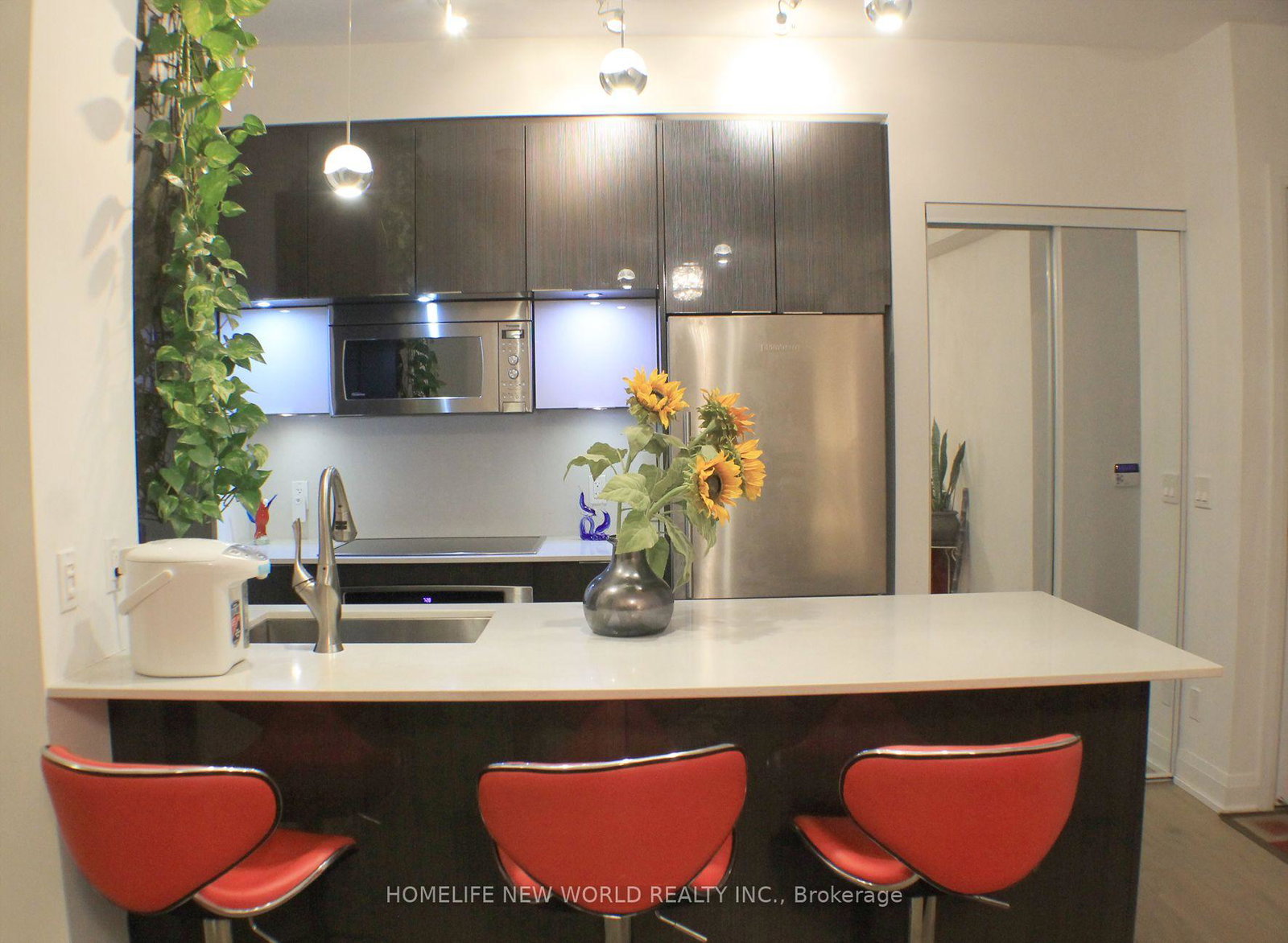 56-annie-craig-drive-toronto-etobicoke-ontario-w13703944