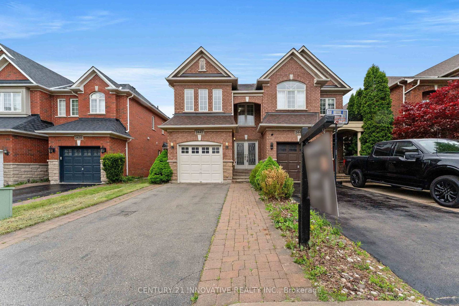 2442-felhaber-crescent-oakville-ontario-w13703954
