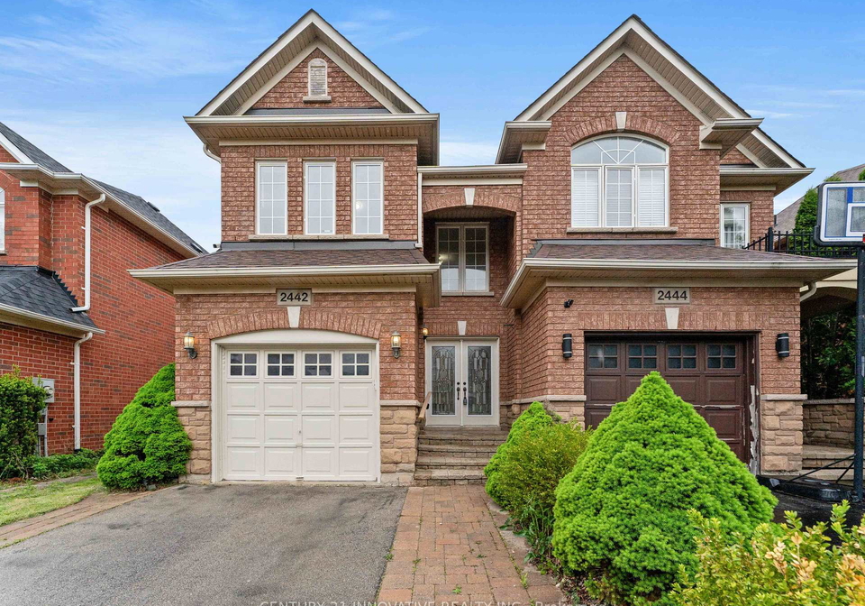 2442-felhaber-crescent-oakville-ontario-w13703954