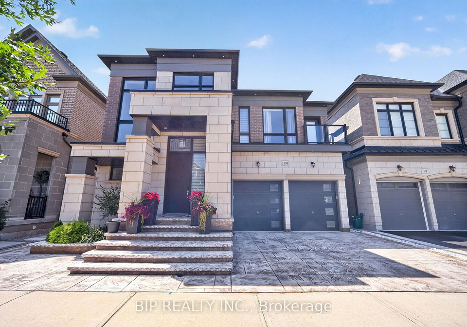 3298-post-road-oakville-ontario-w13704068