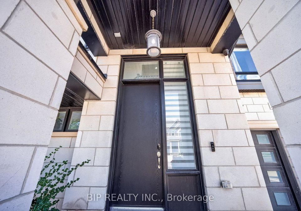 3298-post-road-oakville-ontario-w13704068