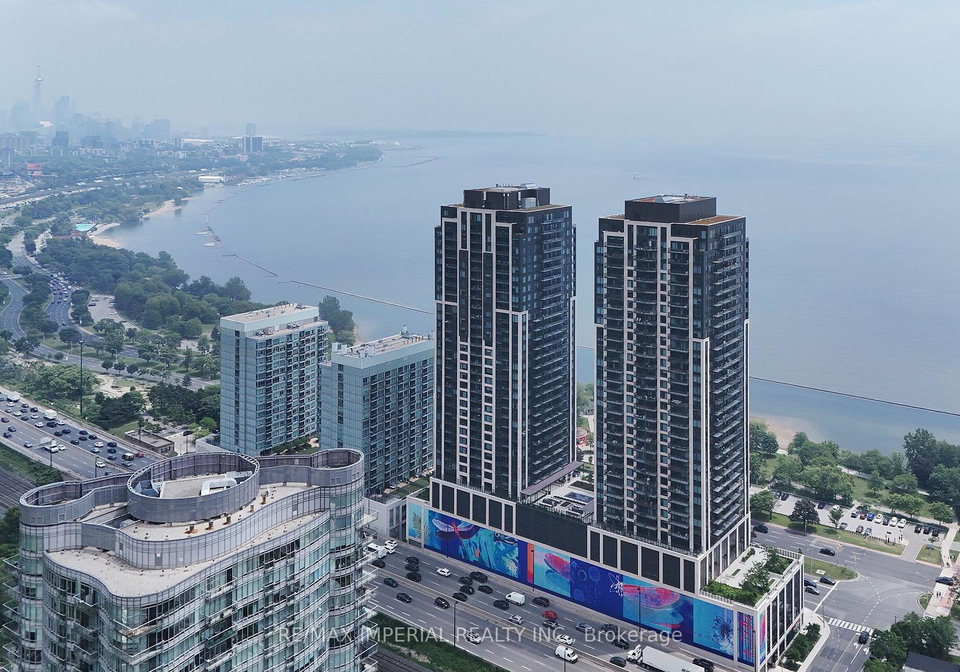 1926-lakeshore-boulevard-w-toronto-toronto-ontario-w13704084