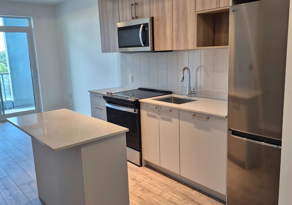 500-plains-road-e-burlington-ontario-w13704092