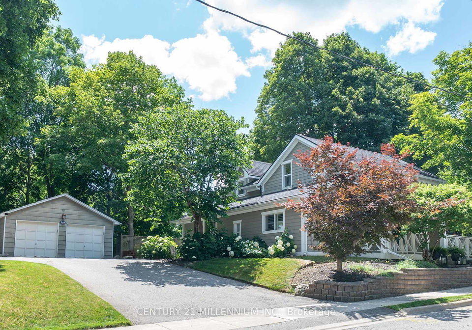255-macdonald-street-caledon-ontario-w13704094