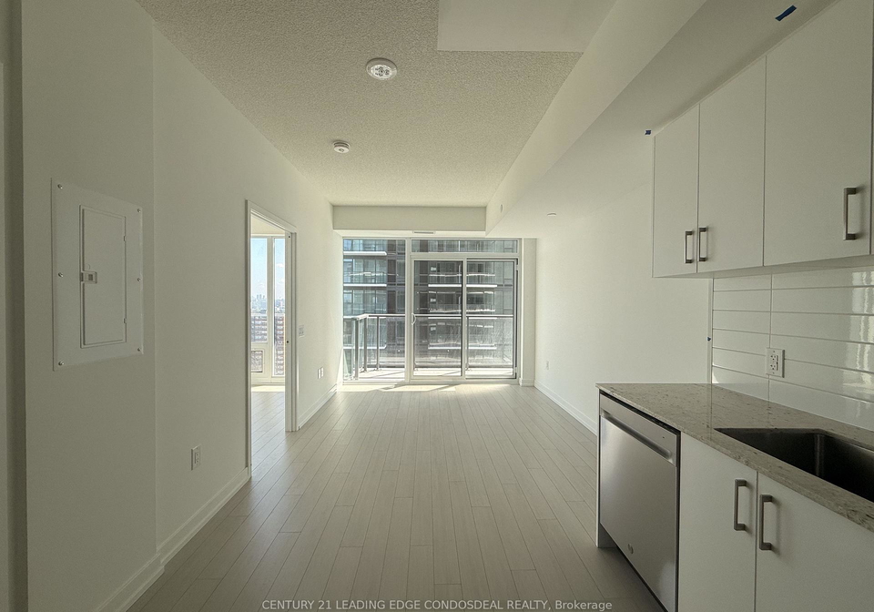 4010-eglinton-avenue-w-toronto-etobicoke-ontario-w13704264