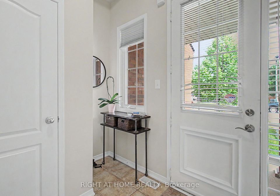 2051-fiddlers-way-oakville-ontario-w13704306