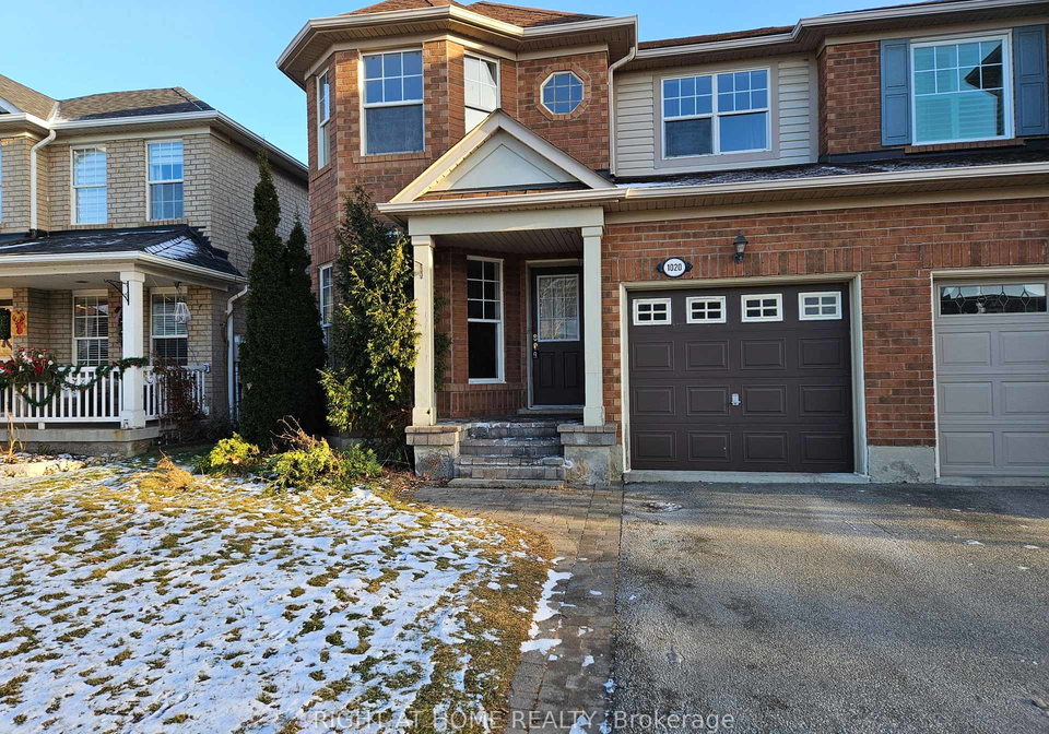 1020-yates-drive-milton-ontario-w13704358