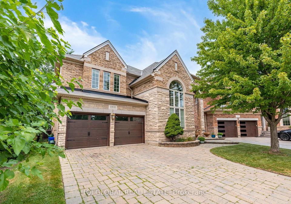 2395-lyndhurst-drive-oakville-ontario-w13704368