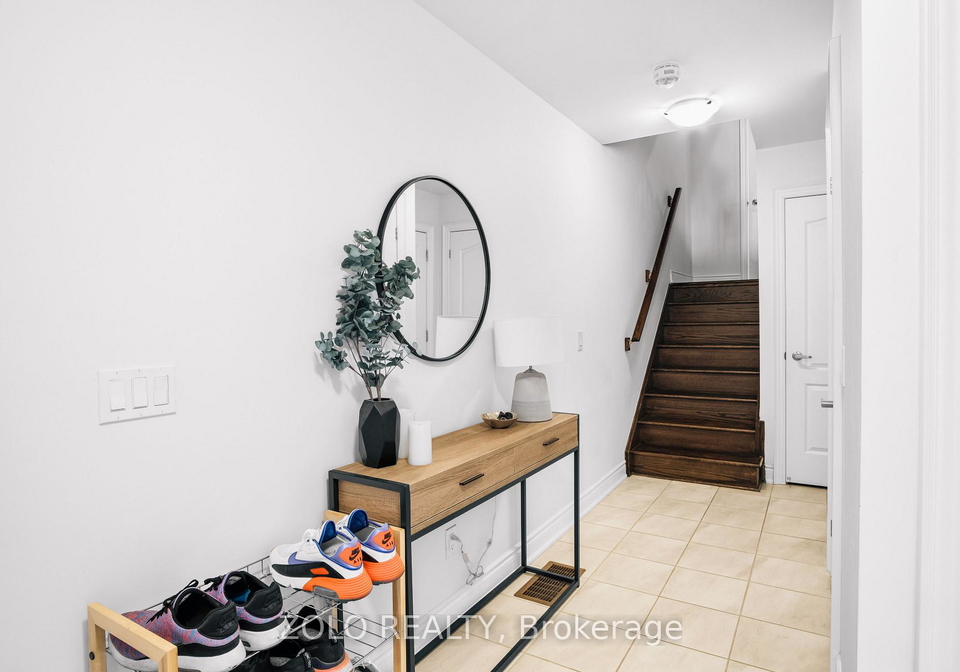 3089-cascade-common-oakville-ontario-w13704450