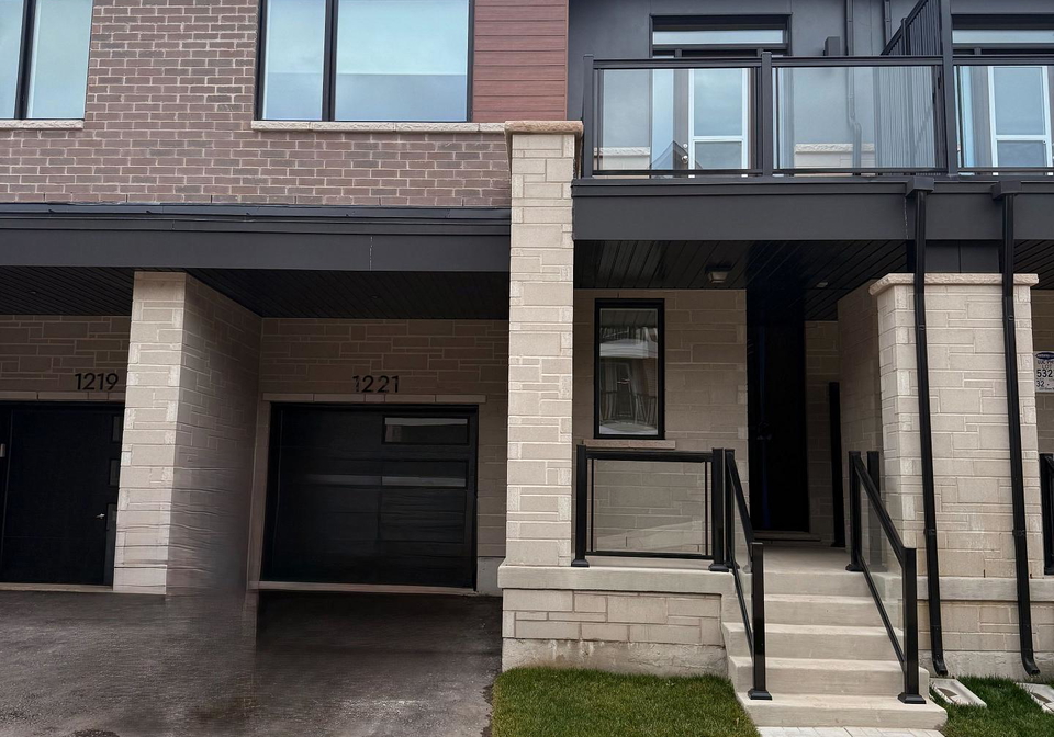 1221-granary-street-oakville-ontario-w13704466