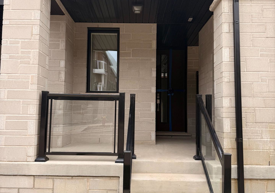 1221-granary-street-oakville-ontario-w13704466