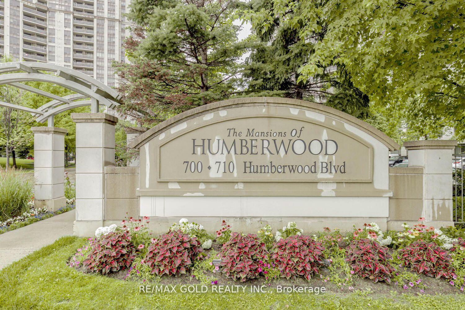 710-humberwood-boulevard-toronto-etobicoke-ontario-w13704596