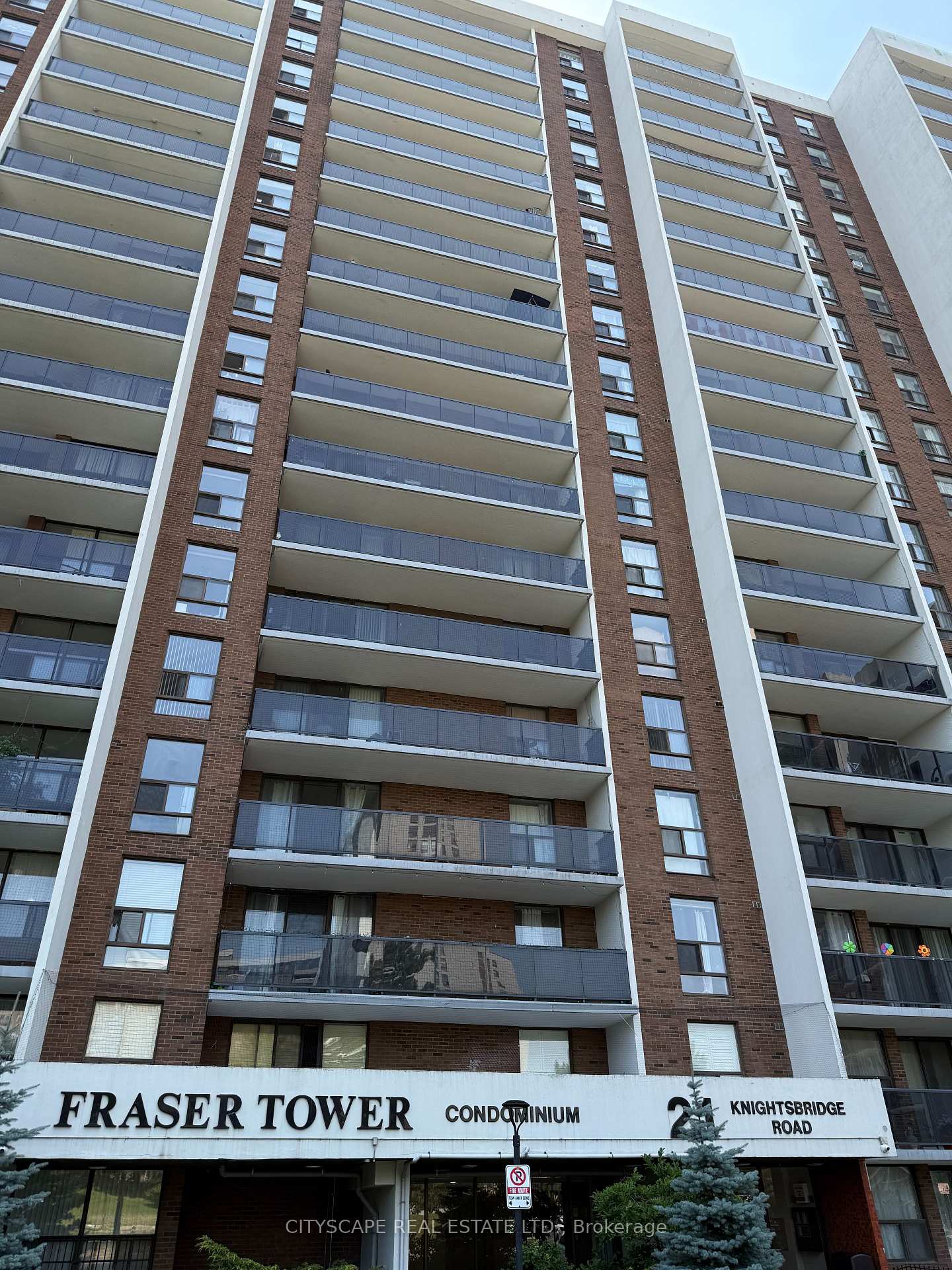 21-knightsbridge-road-brampton-ontario-w13704598