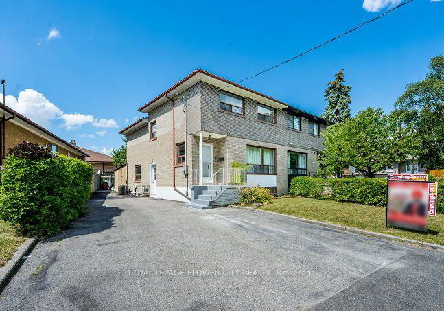 3-clayhall-crescent-toronto-york-ontario-w13704642