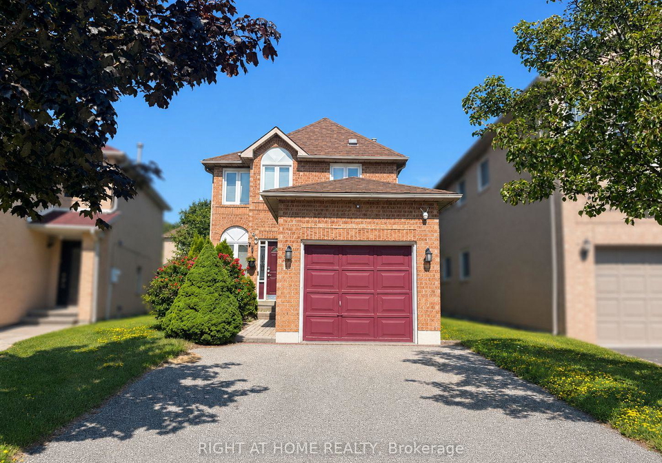 10-banner-road-brampton-ontario-w13704712