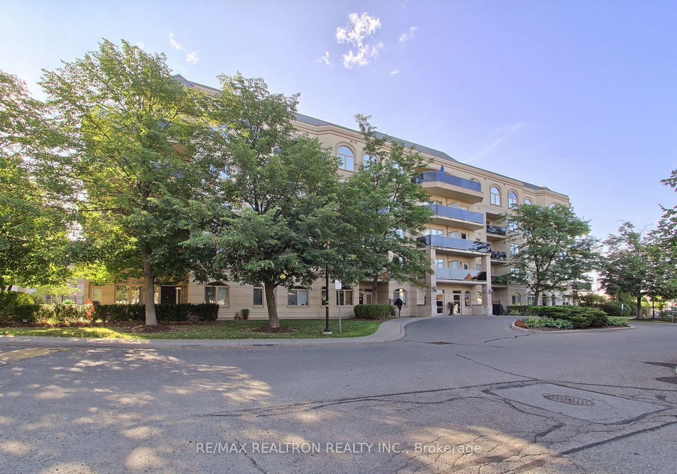 3-dayspring-circle-brampton-ontario-w13704774