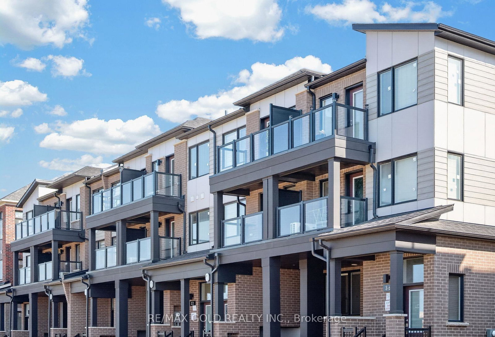 32-twinflower-way-brampton-ontario-w13704832