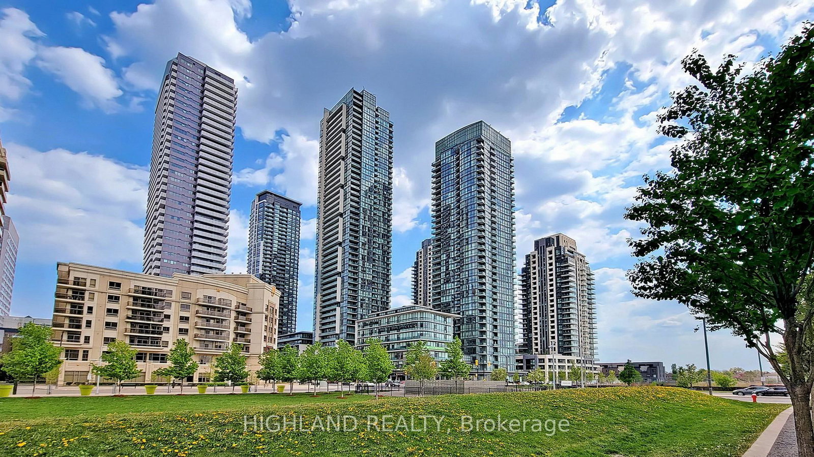 4099-brickstone-mews-mississauga-ontario-w13704842