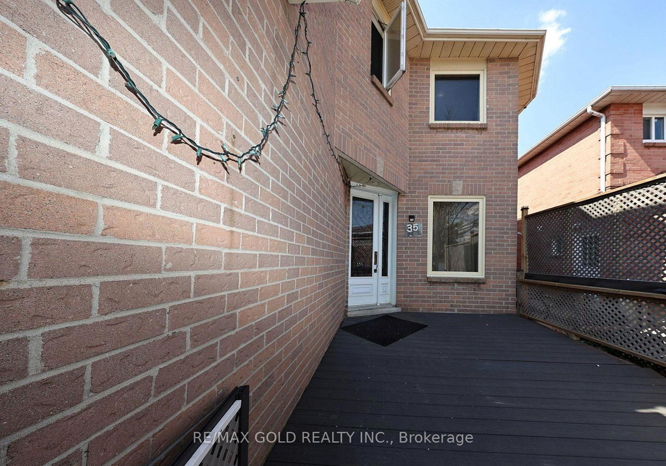 35-kirk-drive-brampton-ontario-w13705040