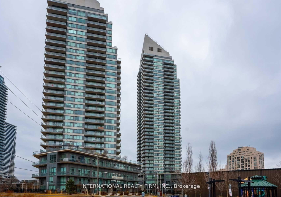 2240-lakeshore-boulevard-w-toronto-etobicoke-ontario-w13705124