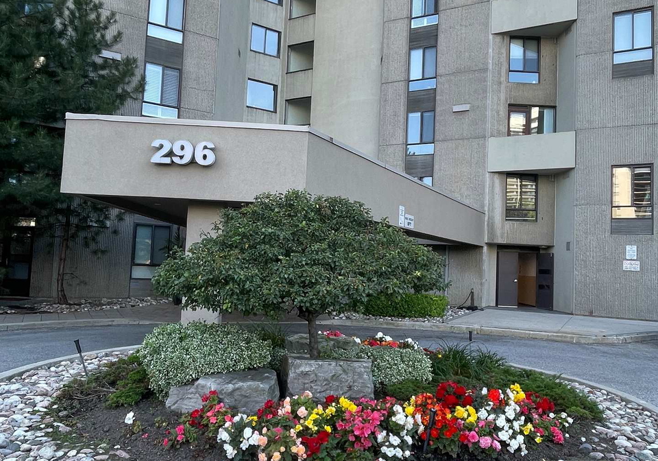 296-mill-road-toronto-etobicoke-ontario-w13705182