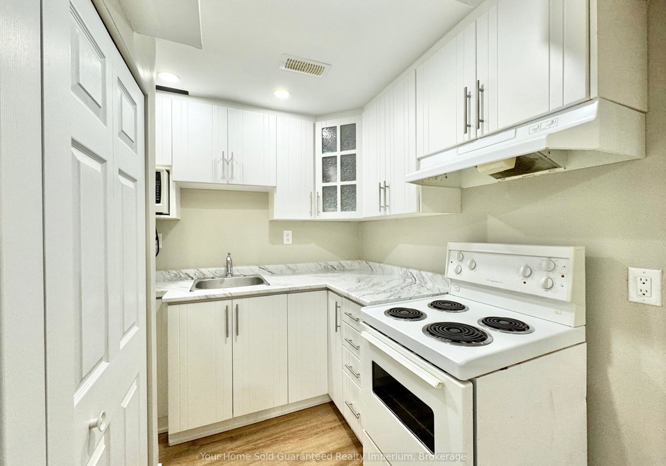 4461-violet-road-mississauga-ontario-w13705590