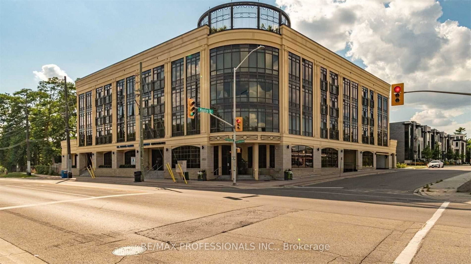 205-lakeshore-road-w-oakville-ontario-w13705692