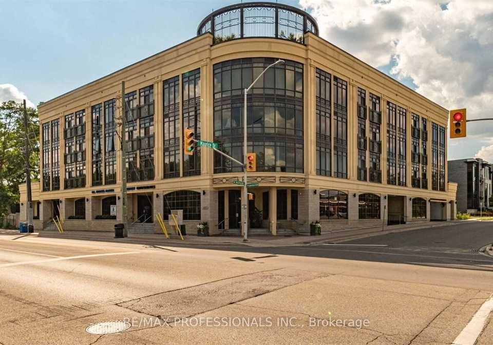 205-lakeshore-road-w-oakville-ontario-w13705692