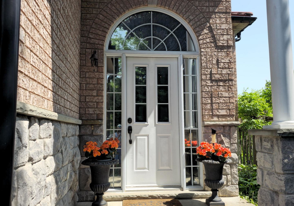 4-kingsley-road-s-halton-hills-ontario-w13705786