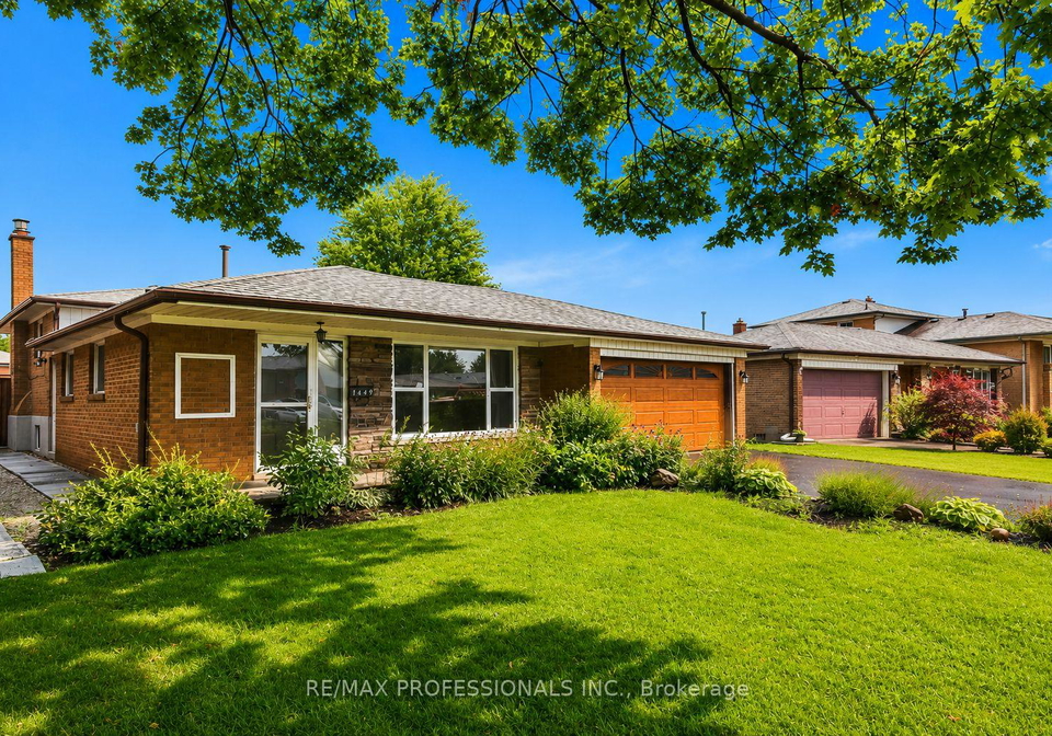 7449-playfair-drive-mississauga-ontario-w13705866