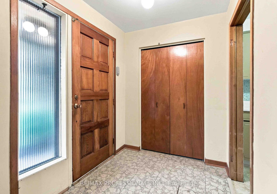 7449-playfair-drive-mississauga-ontario-w13705866