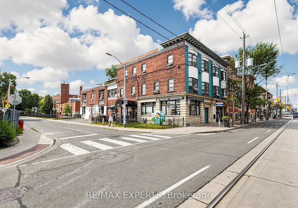 218-close-avenue-toronto-toronto-ontario-w13705956