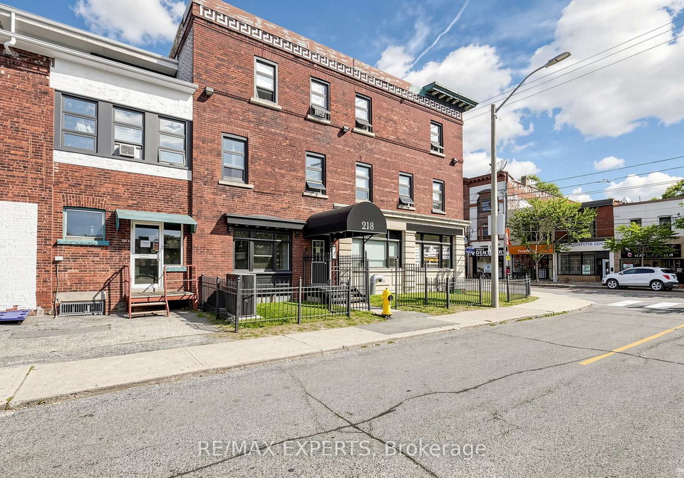 218-close-avenue-toronto-toronto-ontario-w13705956