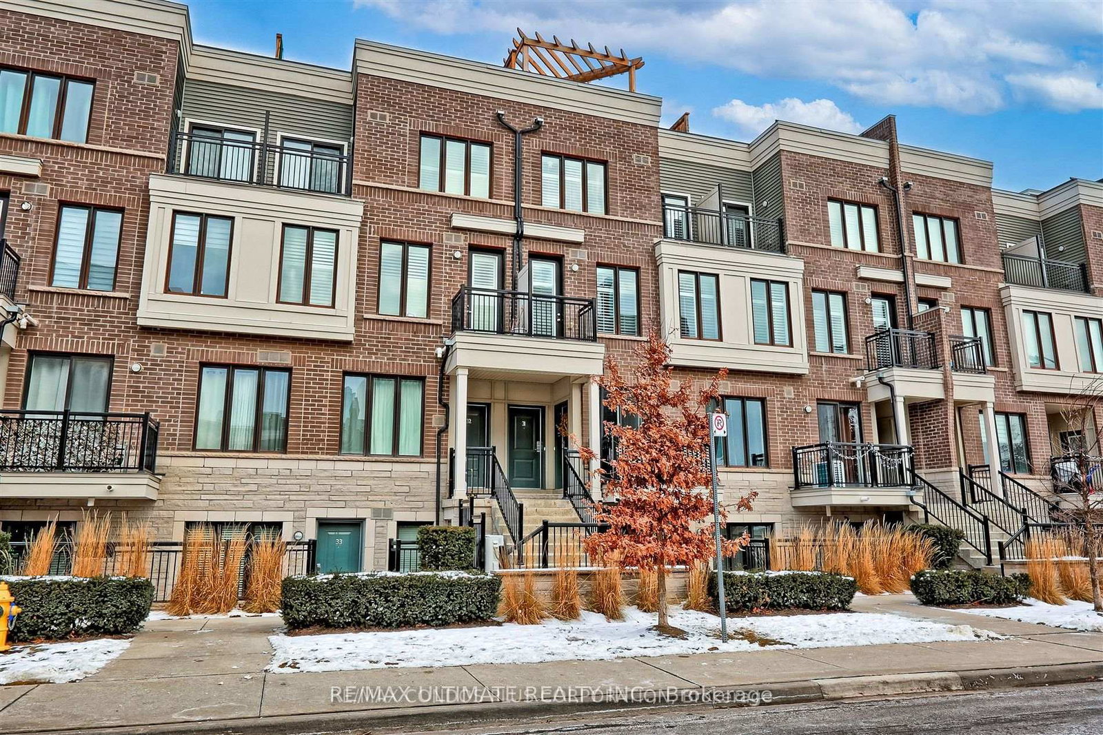 70-eastwood-park-gardens-toronto-etobicoke-ontario-w13706064