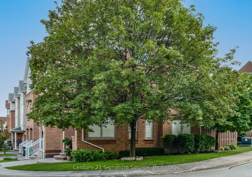 3030-breakwater-court-mississauga-ontario-w13706124