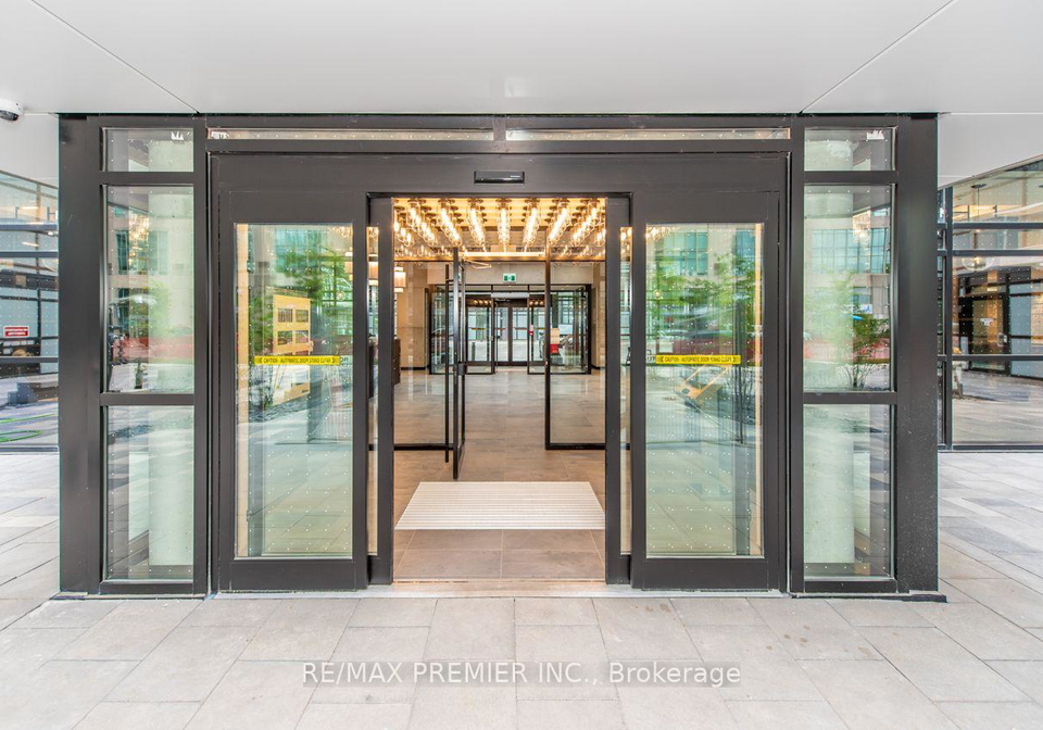 251-manitoba-street-toronto-etobicoke-ontario-w13706186